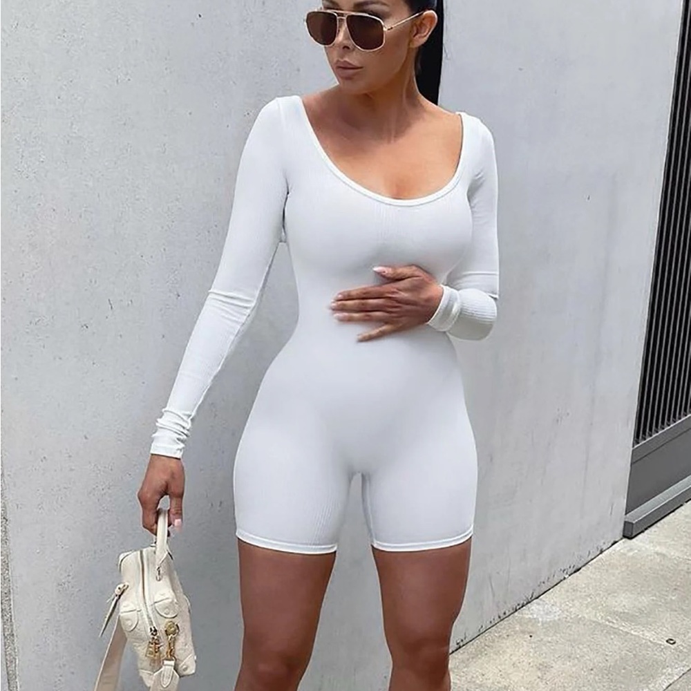 Fashion nova Daisy snatched romper
